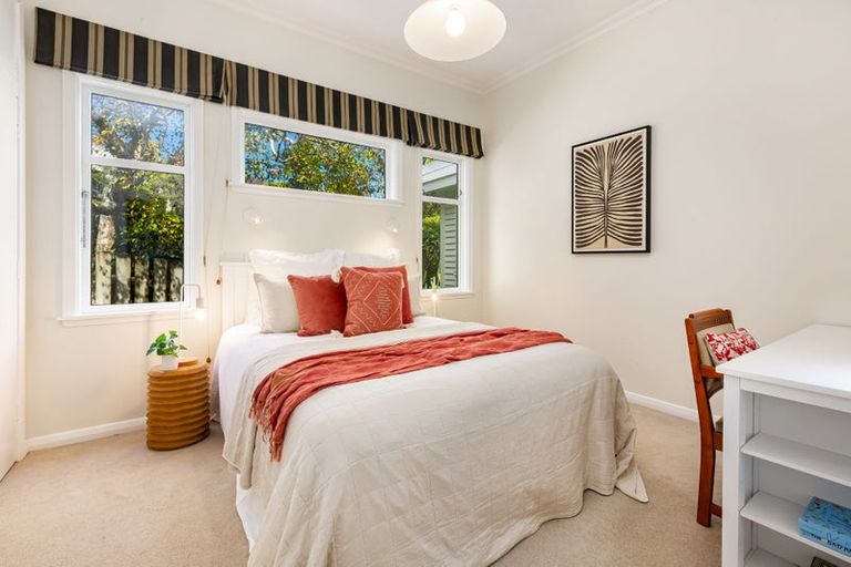 Photo of property in 10 Imlay Crescent, Ngaio, Wellington, 6035