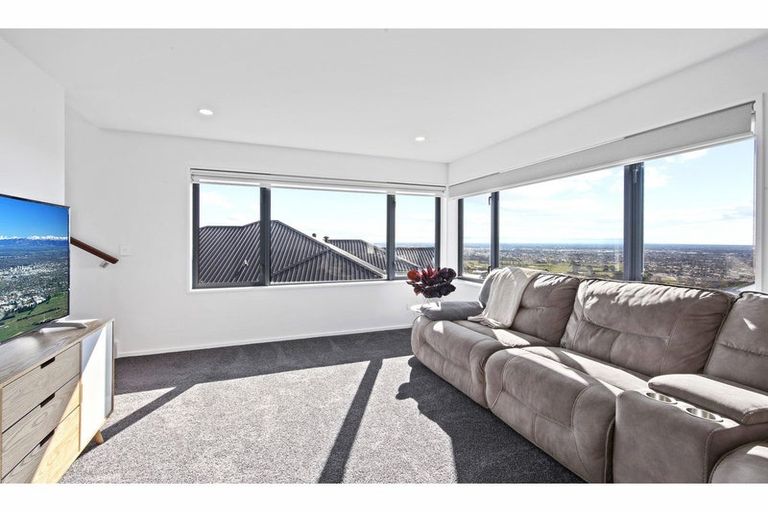 Photo of property in 34 Hawkshead Way, Westmorland, Christchurch, 8025