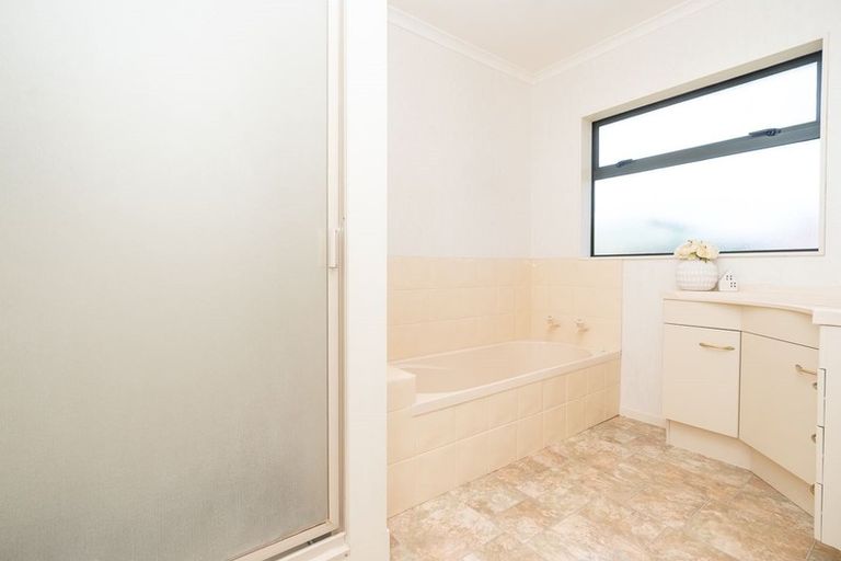 Photo of property in 4 Mews Place, Forest Lake, Hamilton, 3200