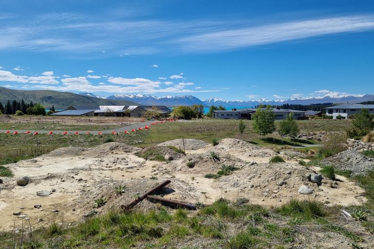 Photo of property in 18 Mistake Drive, Lake Tekapo, 7999