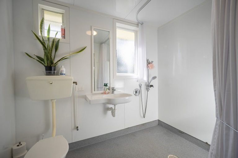 Photo of property in 73 Mackinnon Loop, Te Anau, 9600