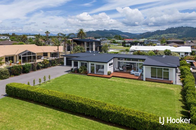 Photo of property in 121 Koutunui Road, Athenree, Katikati, 3177