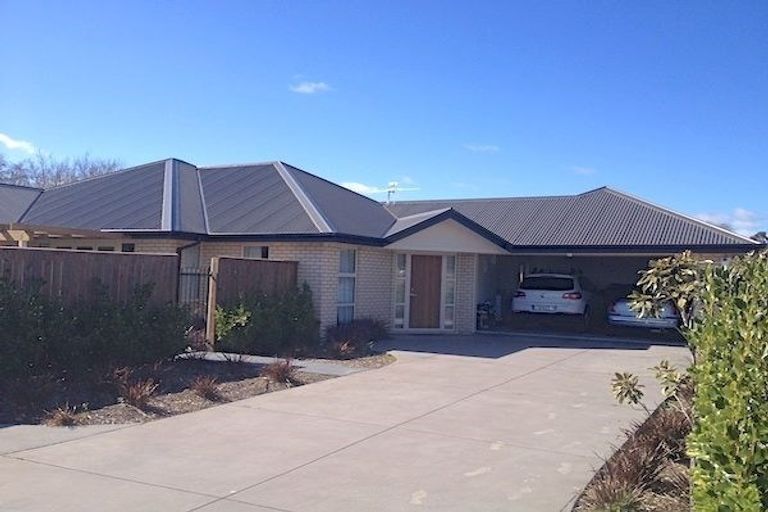 Photo of property in 85 Mokihi Gardens, Hillmorton, Christchurch, 8024