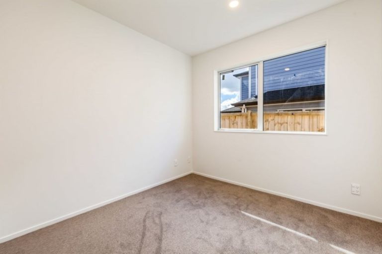 Photo of property in 12 Hemopo Street, Pukekohe, 2120