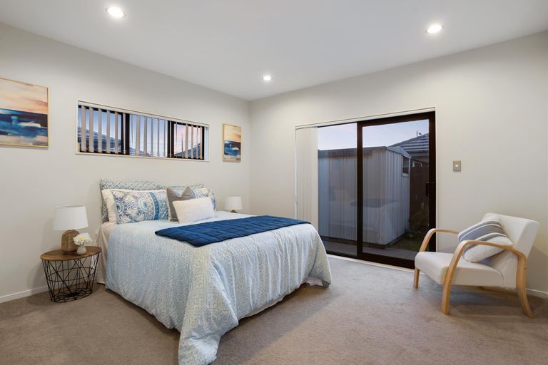 Photo of property in 16 Dalray Avenue, Takanini, 2112