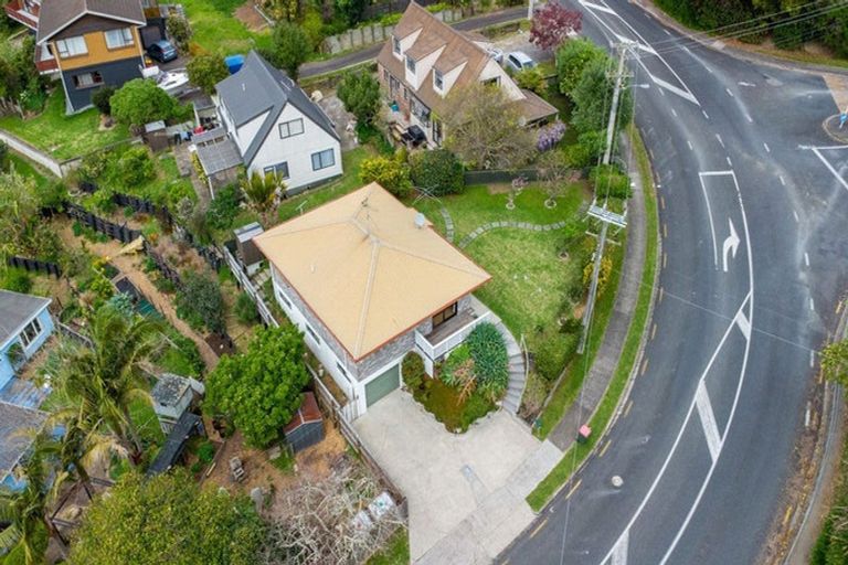 Photo of property in 27c Omokoroa Road, Omokoroa, 3114