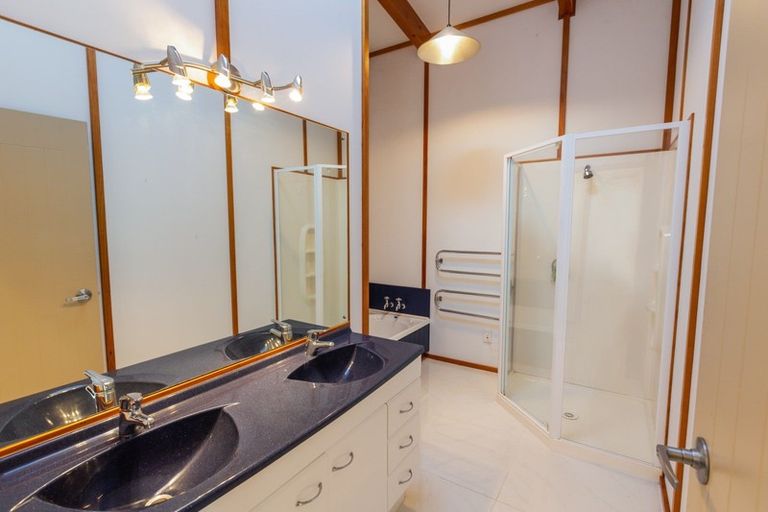 Photo of property in 6886 State Highway 1, Ward, Seddon, 7285