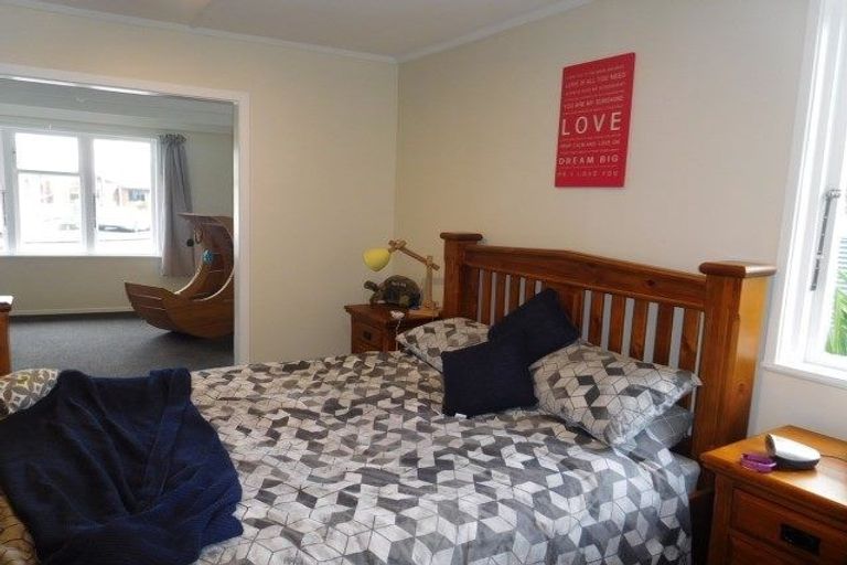 Photo of property in 336 Carrington Street, Vogeltown, New Plymouth, 4310