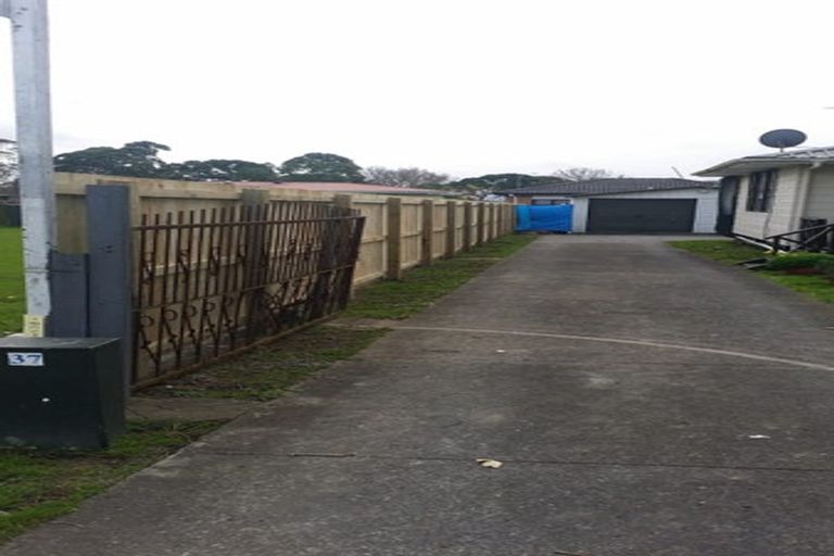 Photo of property in 37 Kerrs Road, Wiri, Auckland, 2104