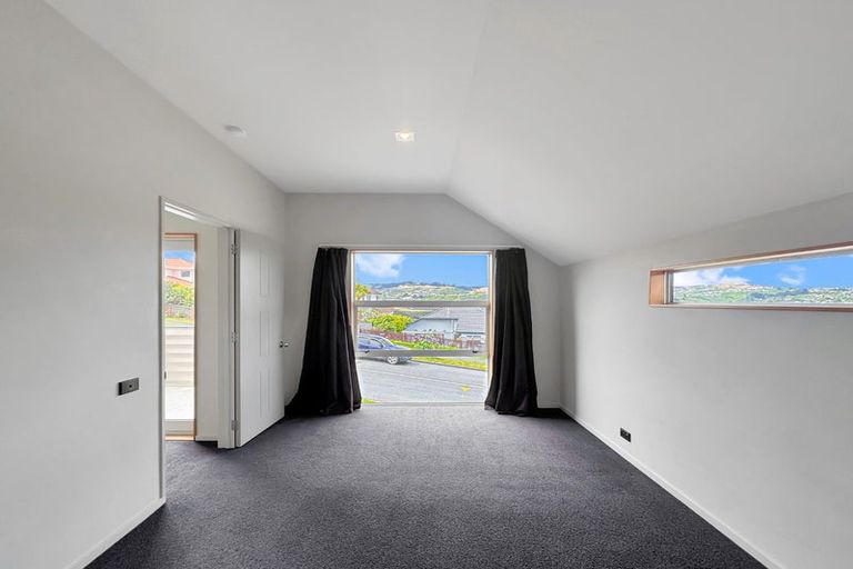 Photo of property in 27a Waverton Terrace, Churton Park, Wellington, 6037