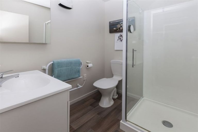 Photo of property in 2d Ferndown Lane, Bromley, Christchurch, 8062