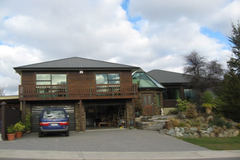 Photo of property in 147 Hunter Crescent, Wanaka, 9305