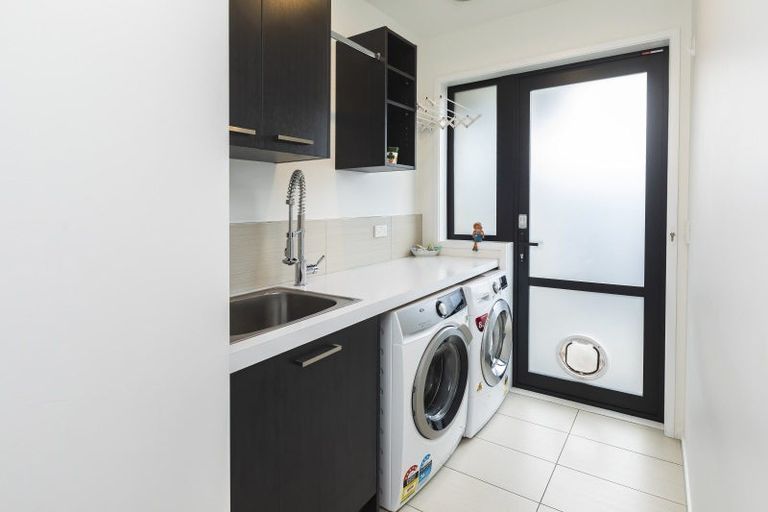 Photo of property in 39 Te Whenu Crescent, Marshland, Christchurch, 8083