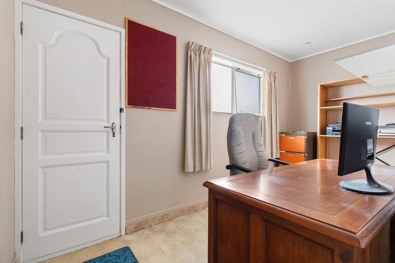 Photo of property in 65 Park Road, Carterton, 5713