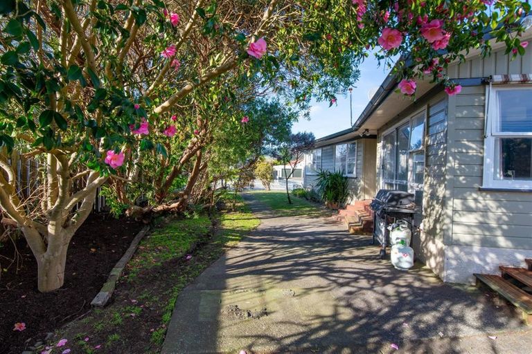 Photo of property in 12 Chaucer Place, Owhata, Rotorua, 3010