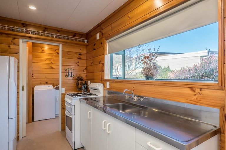 Photo of property in 37 Parata Street, Waikanae, 5036