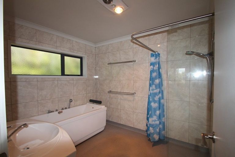 Photo of property in 584 Page Street Extension, Stratford, 4332