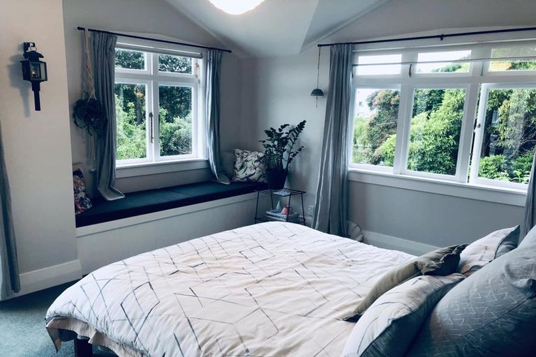 Photo of property in 353 Muritai Road, Eastbourne, Lower Hutt, 5013