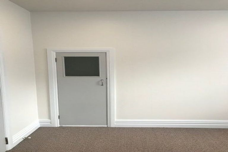 Photo of property in 30 Brighton Street, Island Bay, Wellington, 6023