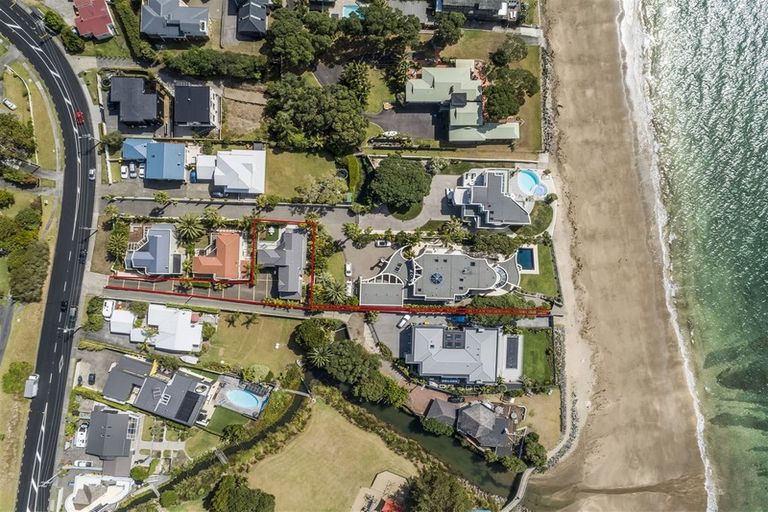 Photo of property in 3/309 Beach Road, Campbells Bay, Auckland, 0630