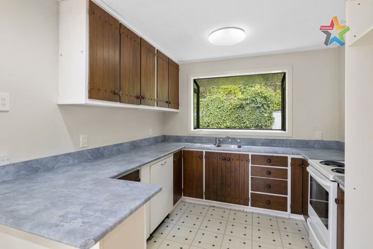 Photo of property in 20 Amber Grove, Birchville, Upper Hutt, 5018