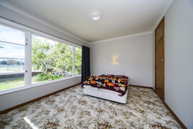 Photo of property in 583 Featherston Street, Roslyn, Palmerston North, 4414