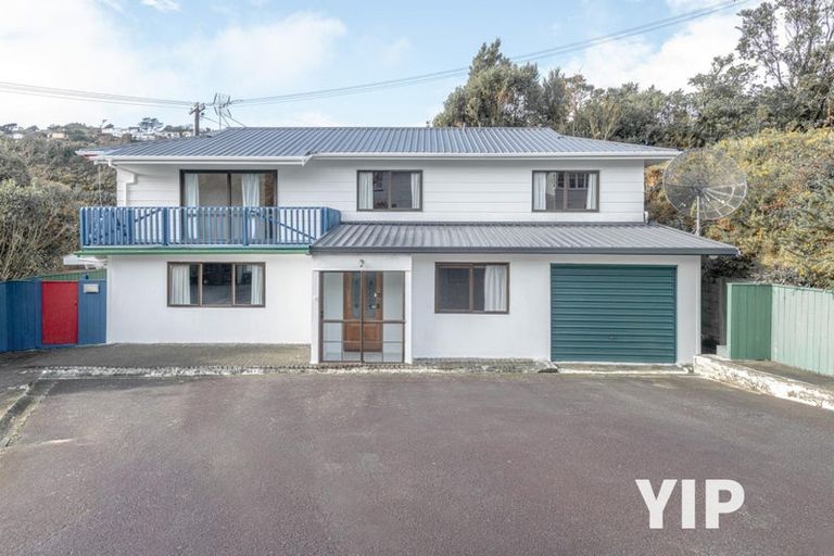 Photo of property in 33 Hindmarsh Street, Johnsonville, Wellington, 6037