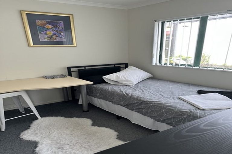 Photo of property in 5a Mangarata Avenue, Papatoetoe, Auckland, 2025