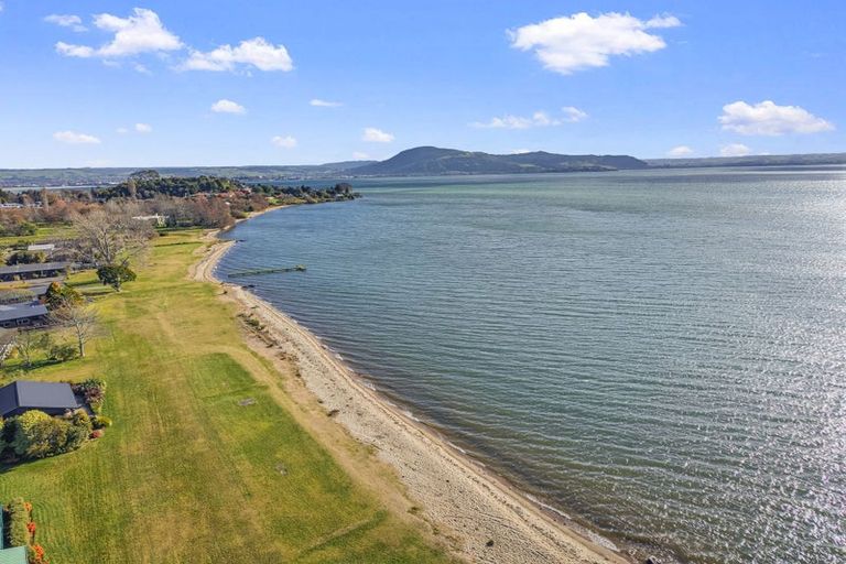 Photo of property in 68b Robinson Avenue, Holdens Bay, Rotorua, 3010