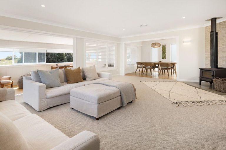 Photo of property in 700a Papamoa Beach Road, Papamoa Beach, Papamoa, 3118