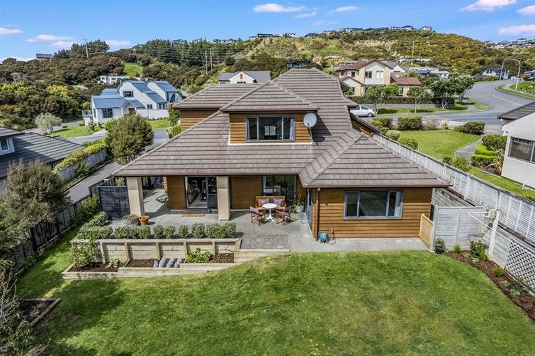 Photo of property in 28 Navigation Drive, Whitby, Porirua, 5024