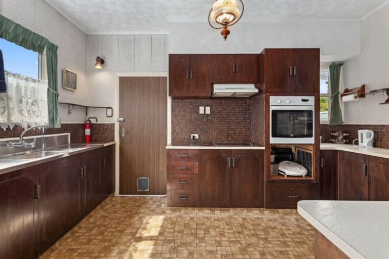 Photo of property in 57 Salonika Street, Whakatane, 3120