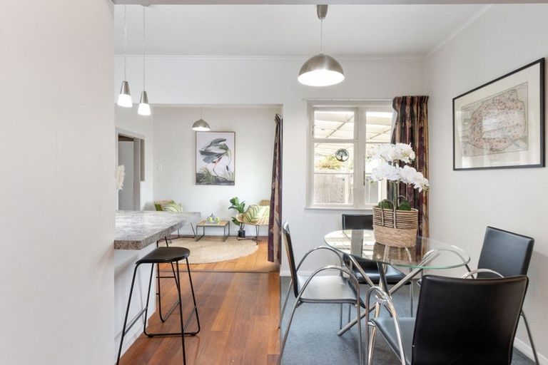 Photo of property in 84 Latham Street, Marewa, Napier, 4110