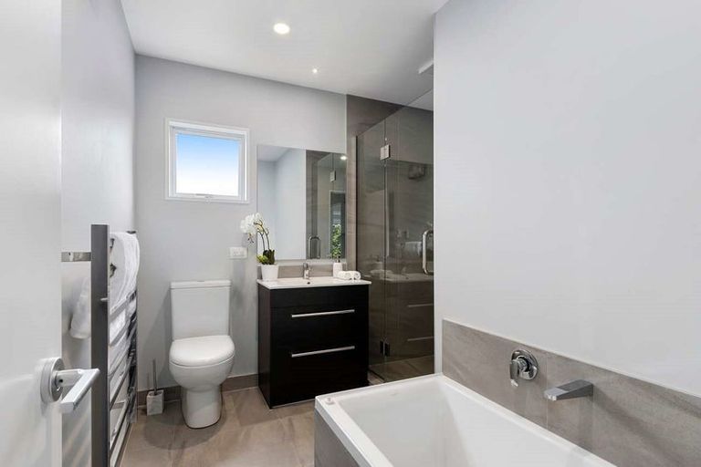 Photo of property in 142b Bishop Street, St Albans, Christchurch, 8014