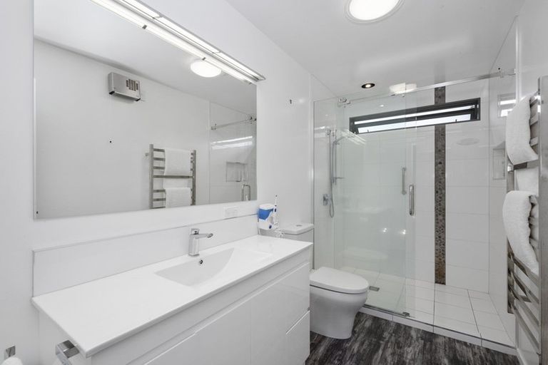 Photo of property in 8 Nursery Lane, Kinloch, Taupo, 3377