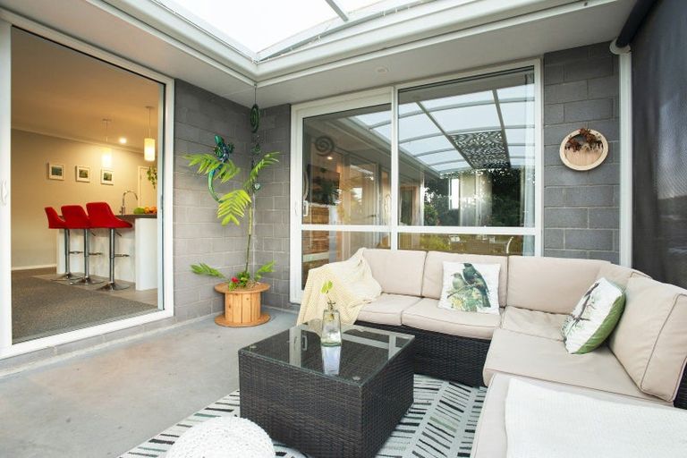 Photo of property in 21 Bob Carter Place, Welcome Bay, Tauranga, 3175