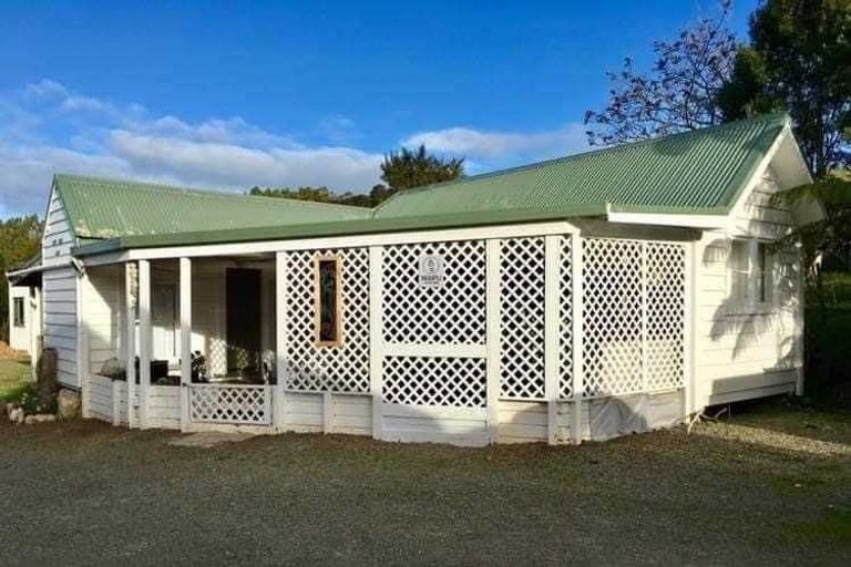 Photo of property in 402 Waipu Caves Road, Waipu, Whangarei, 0178