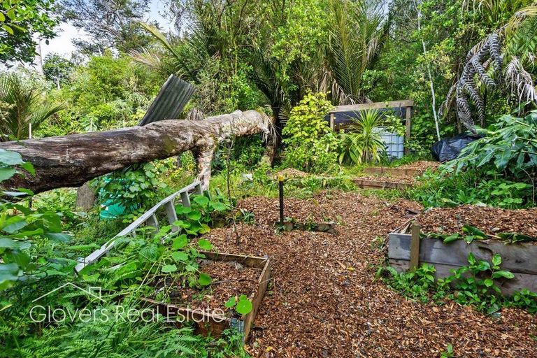 Photo of property in 205 Victory Road, Laingholm, Auckland, 0604