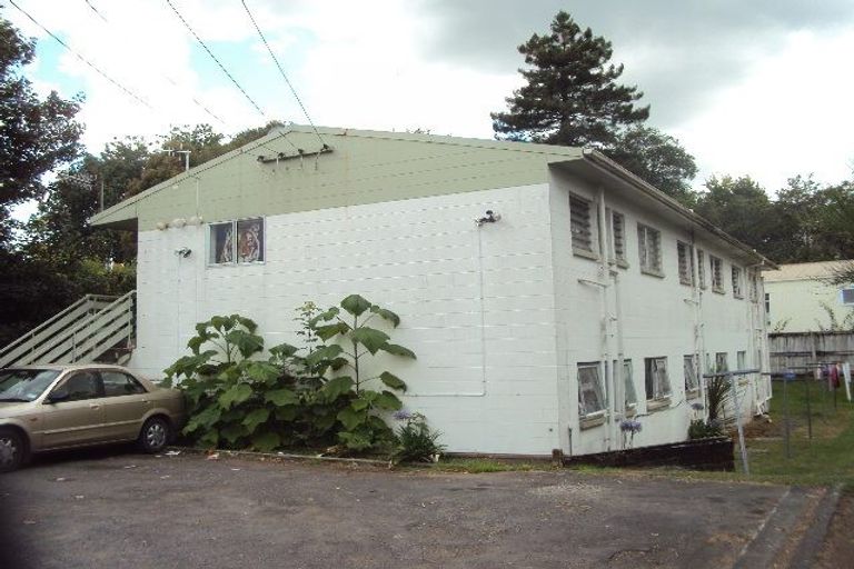 Photo of property in 56 Memorial Drive, Hamilton East, Hamilton, 3216