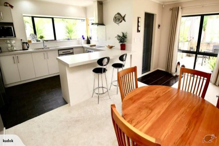 Photo of property in 215 Grandview Road, Grandview Heights, Hamilton, 3200