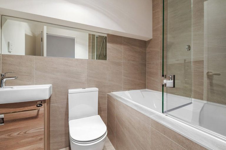 Photo of property in 24 Red Arches Road, Henderson, Auckland, 0610