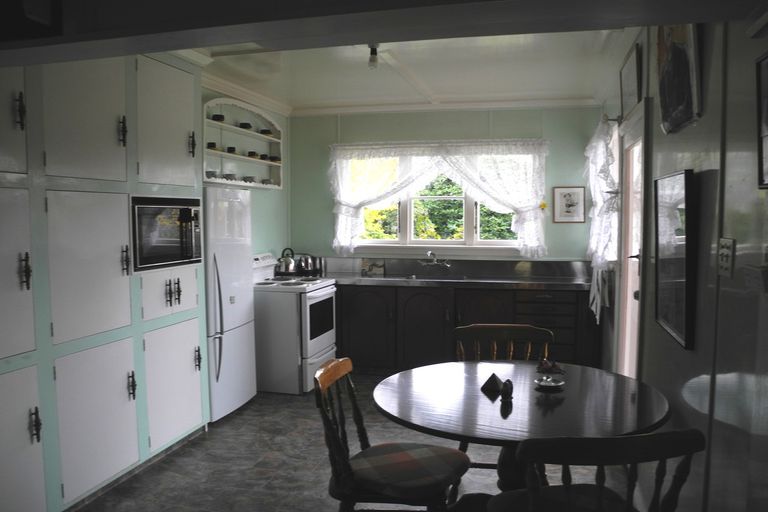 Photo of property in 84 Shearman Street, Waimate, 7924