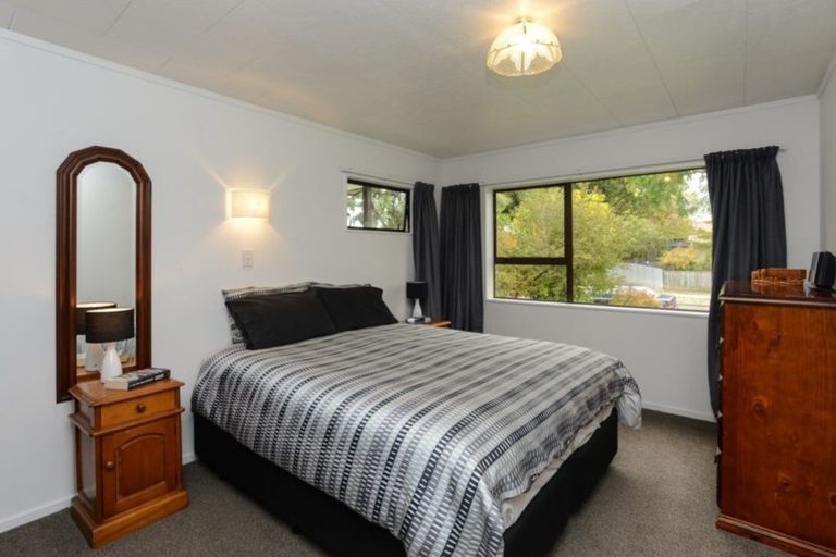 Photo of property in 8 Palmer Place, Parkvale, Hastings, 4122
