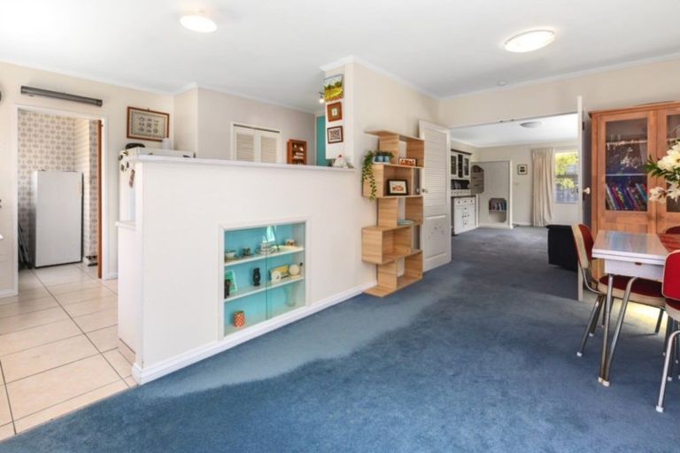 Photo of property in 26 Coates Street, Tawa, Wellington, 5028