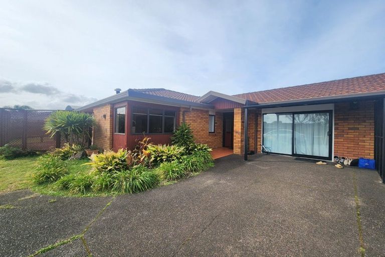 Photo of property in 12 Larkspur Court, The Gardens, Auckland, 2105