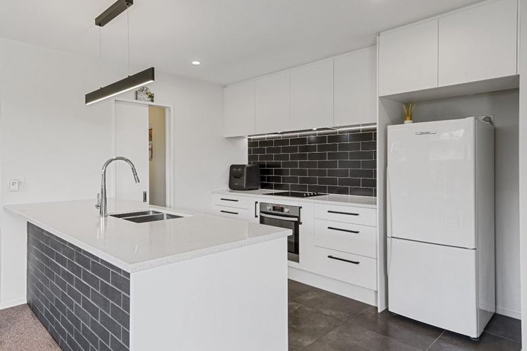 Photo of property in 14 Awarua Road, Pegasus, 7612