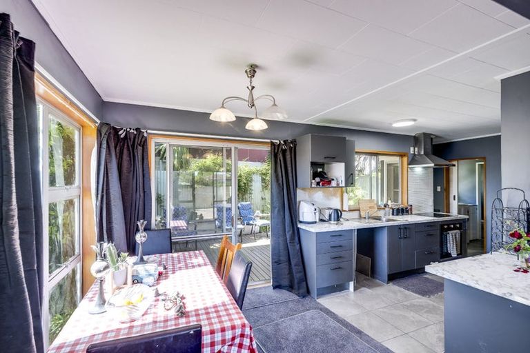 Photo of property in 26 Liverpool Crescent, Tamatea, Napier, 4112