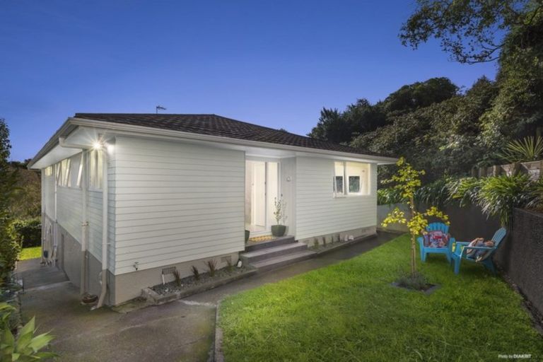 Photo of property in 41a Kinghorne Street, Strathmore Park, Wellington, 6022