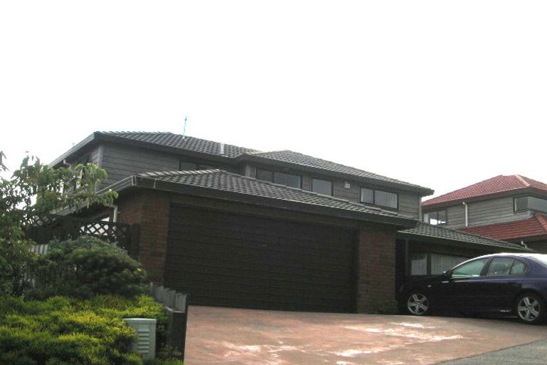 Photo of property in 11 Landsdowne Terrace, Karori, Wellington, 6012
