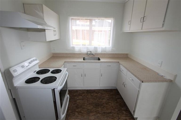 Photo of property in 1/138 Hutchinson Avenue, New Lynn, Auckland, 0600